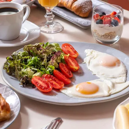 Ouzas Luxury Ξενοδοχείο 3*