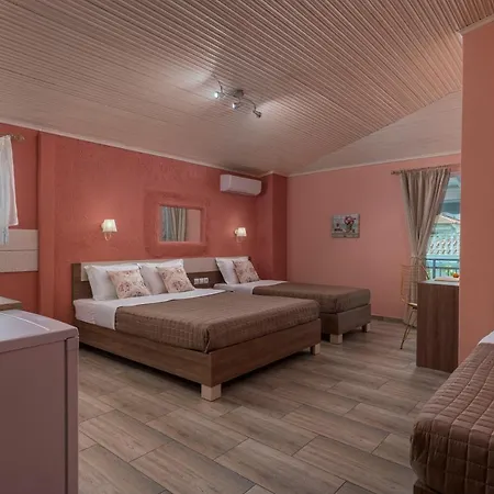 Ouzas Luxury