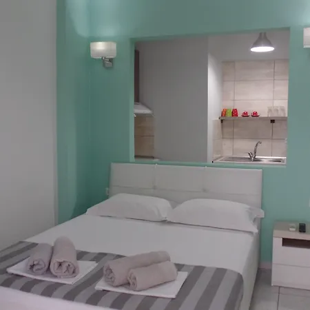 Ouzas Luxury Отель 3*