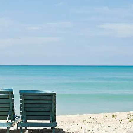 Ξενοδοχείο Ouzas Luxury 3*