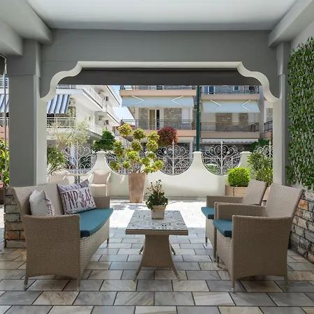 Ouzas Luxury Ξενοδοχείο 3*