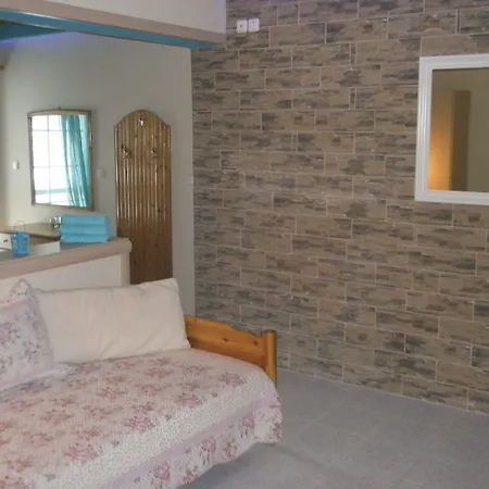 Ouzas Luxury Ξενοδοχείο Ολυμπιακή Ακτή