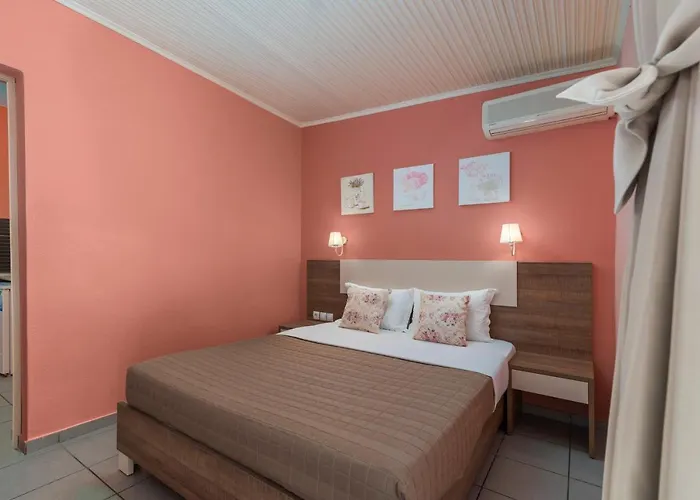 Ouzas Luxury 3*
