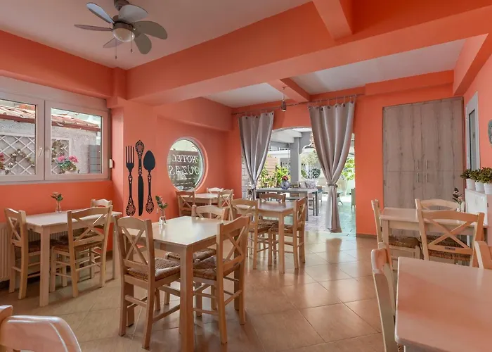 Hotel Ouzas Luxury Olympiakí Aktí