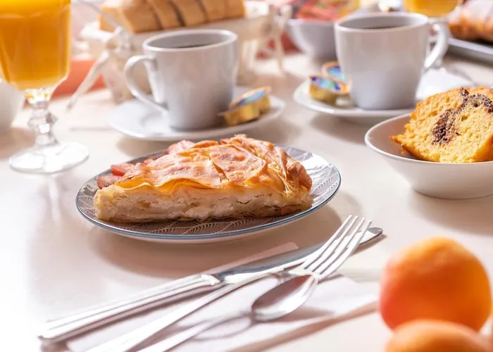 Hotel Ouzas Luxury Olympiakí Aktí