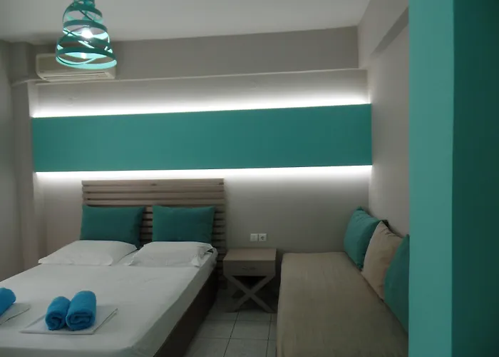 Hotel Ouzas Luxury 3*