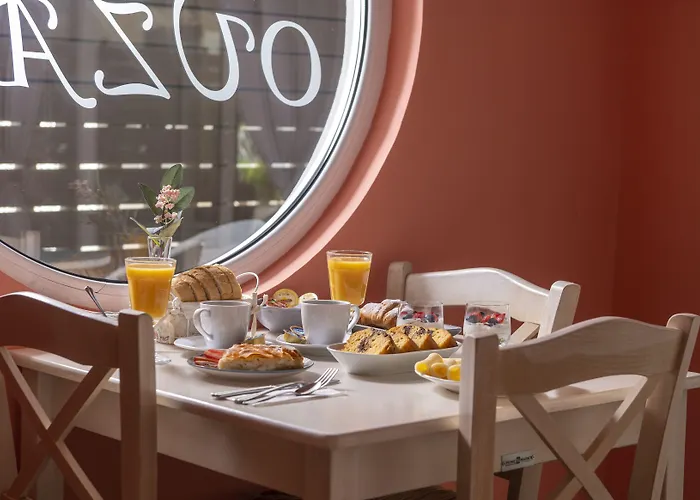 Hotel Ouzas Luxury 3*