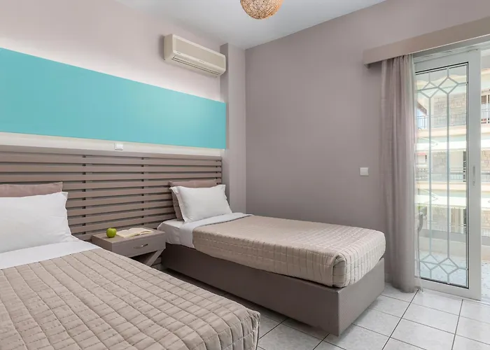 Ouzas Luxury Hotel 3*