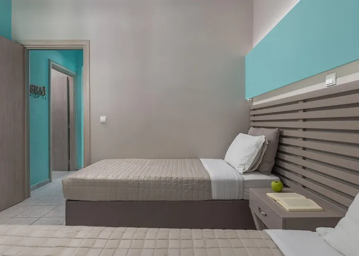 Ouzas Luxury Olympiakí Aktí