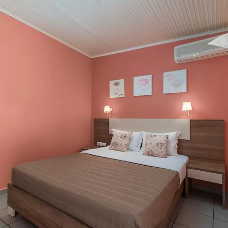 Ouzas Luxury 3*