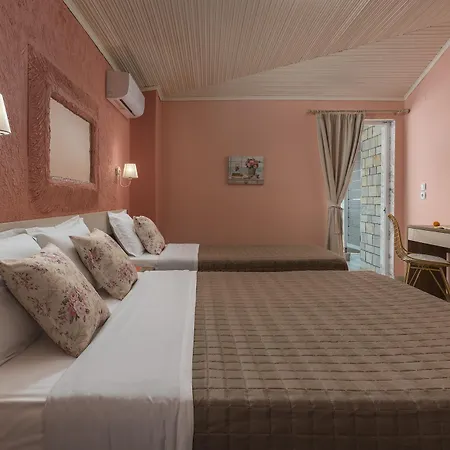 Ouzas Luxury Olympiaki Akti
