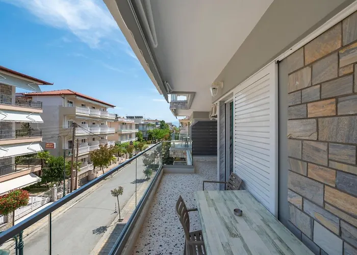 Hotel Ouzas Luxury Olympiakí Aktí