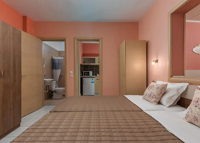 Ouzas Luxury 3* Olympiakí Aktí