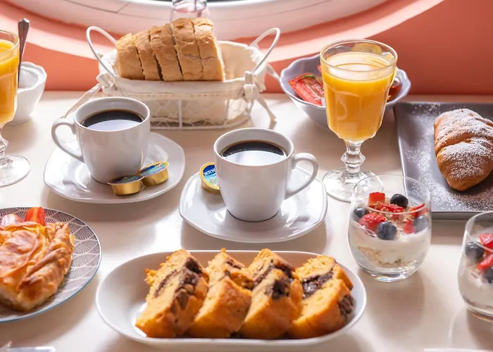 Hotel Ouzas Luxury Olympiakí Aktí